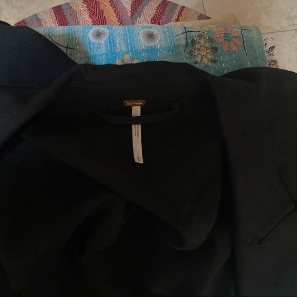 NWT FREE PEOPLE BLACK FLARED SLEEVE LINEN BLAZER L - Picture 7 of 8